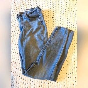 Levi's mile high super skinny jeans size 27